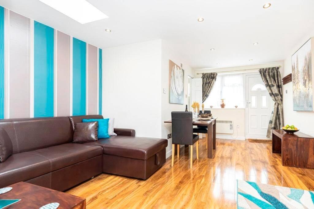 בורנמות' Bournecoast: Lovely Annex With Patio Nr Beach-5286 מראה חיצוני תמונה