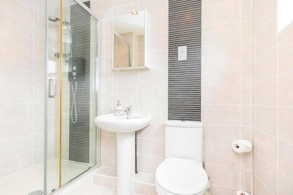 בורנמות' Bournecoast: Lovely Annex With Patio Nr Beach-5286 מראה חיצוני תמונה